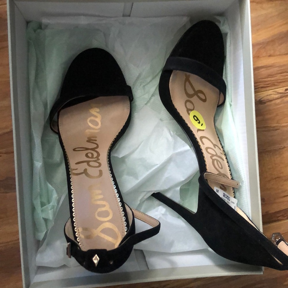 Sam Edelman black strap sandal. NWT